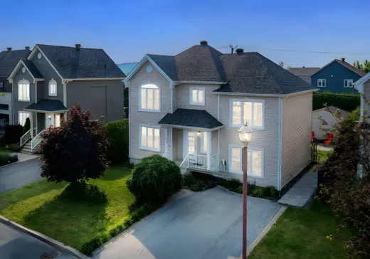 Maison à étages à vendre - 370 Rue Yves-Sylvestre, Beloeil, J3G6V4