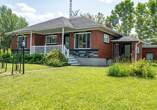 Bungalow à vendre - 769 Rue St-Augustin, Wotton, J0A1N0