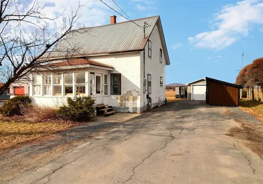 Maison à étages à vendre - 860 Rue St-Jean, Wotton, J0A1N0