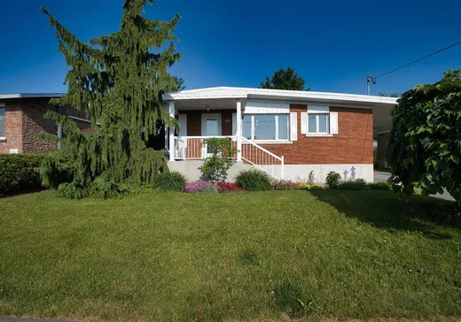 Bungalow for sale - 44 Rue Langlois, Granby, J2G6J5