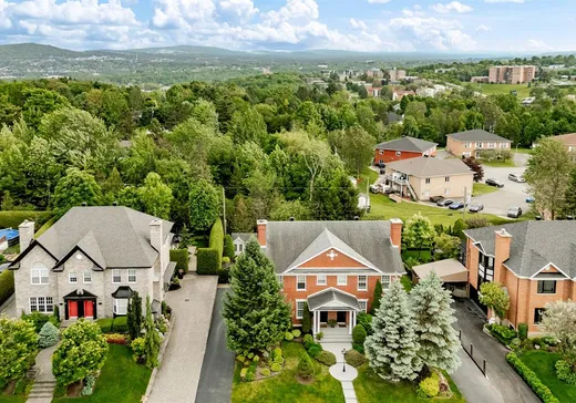 Maison à vendre - 2720 Rue Mérici, Les Nations, J1L 2R1