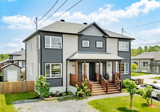 Maison à étages à vendre - 1068 Rue Glaucos, Sherbrooke, J1R0W4