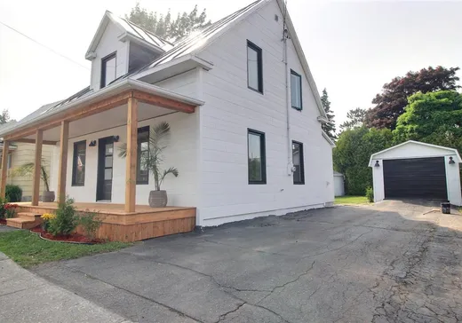 Maison à vendre - 48 Ch. des Raymond, Rivière-du-Loup, G5R 2H7