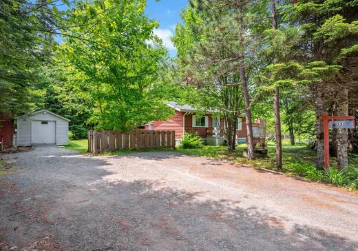 Maison à vendre - 35 Ch. Lepoul, Val-des-Lacs, J0T 2P0