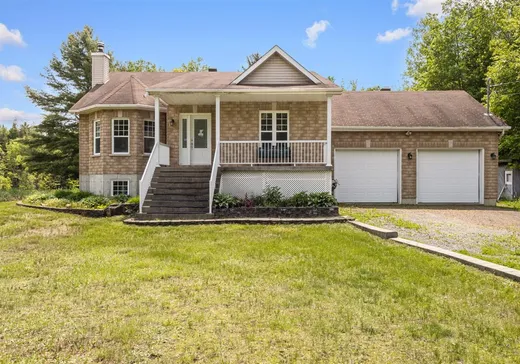 House for sale - 475 Rue Desjardins, Saint-Colomban, J5K 2H1