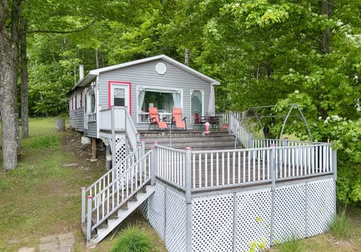 Bungalow à vendre - 123 Ch. Allard, Coaticook, J1A2S4