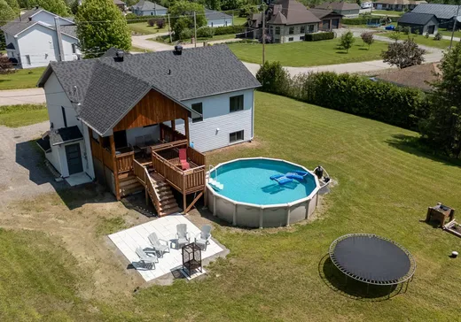 Maison à vendre - 252 Rue des Boutons-d'Or, Mont-Laurier, J9L 1B1