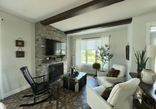 House for sale - 2 Rue des Hirondelles, Sainte-Anne-des-Monts, G4V 0B4