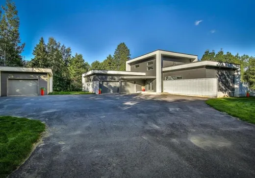 Two or more stories for sale - 4015 Rue Thibaudeau, Shawinigan, G9N7V7