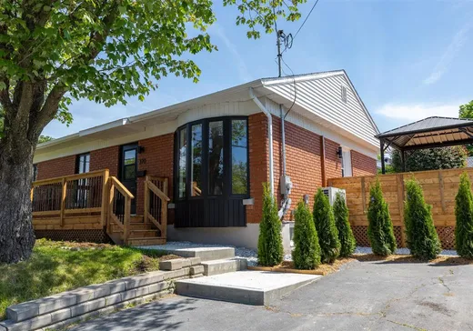 Bungalow à vendre - 370 Rue d'Alençon, Sherbrooke, J1G3A4