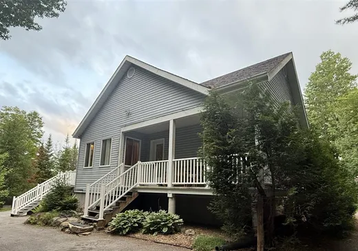 Bungalow à vendre - 8200 Route 335, Saint-Calixte, J0K1Z0