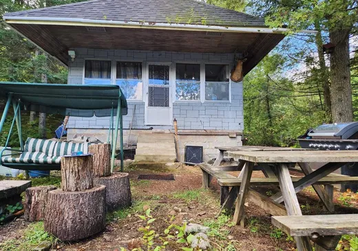 Maison à vendre - 920 Ch. du Lac-Winnetou, Val Morin, J0T 2T0
