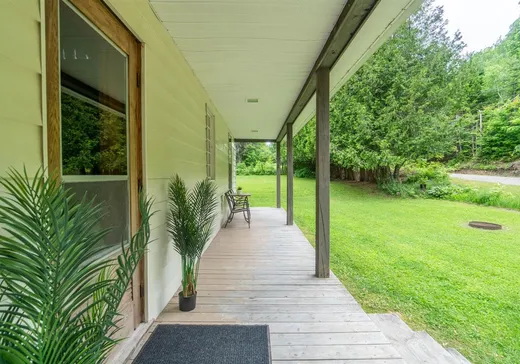 Maison à vendre - 220 Ch. de Gray Valley, Huberdeau, J0T 1G0