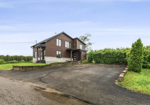 House for sale - 500 Av. Royale, St-Tite-Des-Caps, G0A 4J0