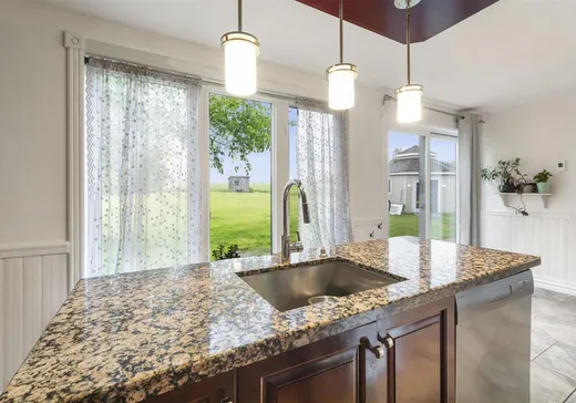 House for sale - 500 Av. Royale, St-Tite-Des-Caps, G0A 4J0