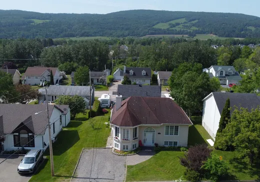 Maison à vendre - 15 Rue Pierre-Bédard, La Malbaie, G5A 1L2