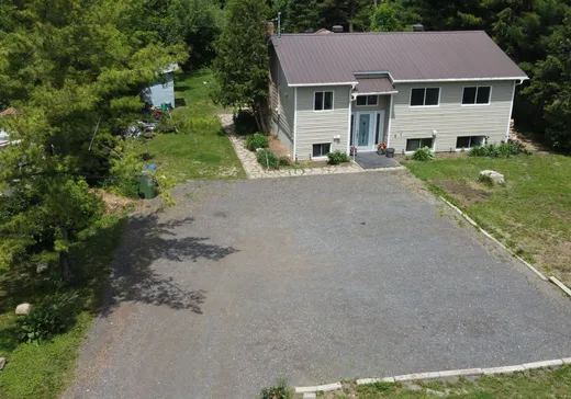 House for sale - 744 Route 203, Howick, J0S 1G0