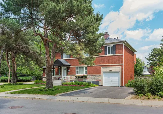 Maison à vendre - 450 Ch. Osborne, Saint-Lambert, J4R 1C3