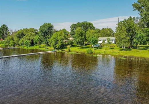 Maison à vendre - 49 Rue Reid, Drummondville, J2B 8S2