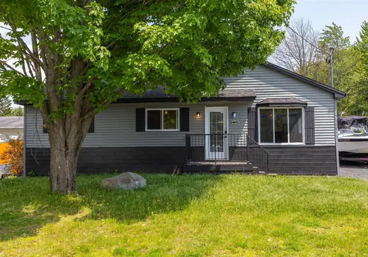 Bungalow à vendre - 220 17e Avenue, Magog, J1X3V8