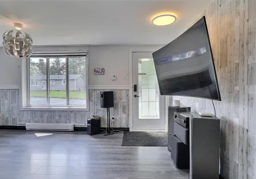 Maison à vendre - 220 17e Avenue, Magog, J1X 3V8