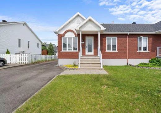 Two or more stories for sale - 230 Rue du Cardinal-Villeneuve, Trois-Rivières, G8W2A4
