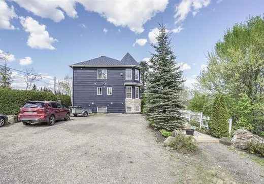 House for sale - 17Z Av. des Érables, Saint-Sauveur, J0R 1R4