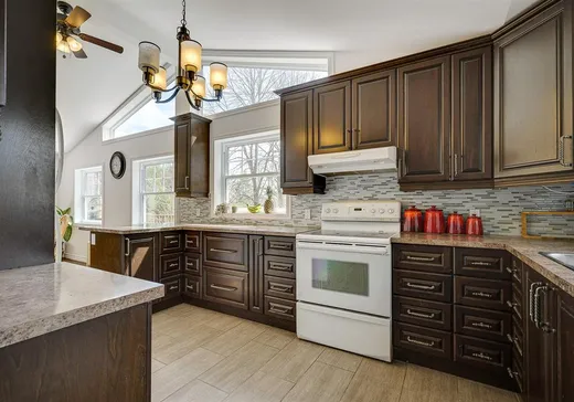 Maison à vendre - 271 Rue Provost, Sainte-Sophie, J5J 1H8