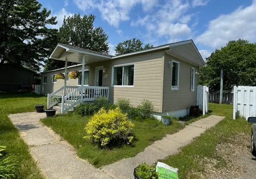 Maison à vendre - 2811 Rue Sébastien, Terrebonne, J7M 2A1