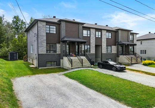 Two or more stories for sale - 1754 Rue André-Collard, Rock Forest, J1N0W3