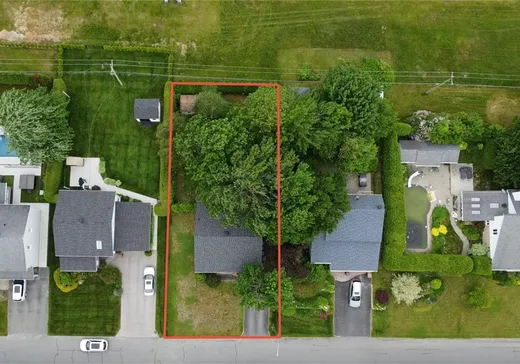 House for sale - 161 Rue des Mélèzes, Saint-Félicien, G6T 1H8
