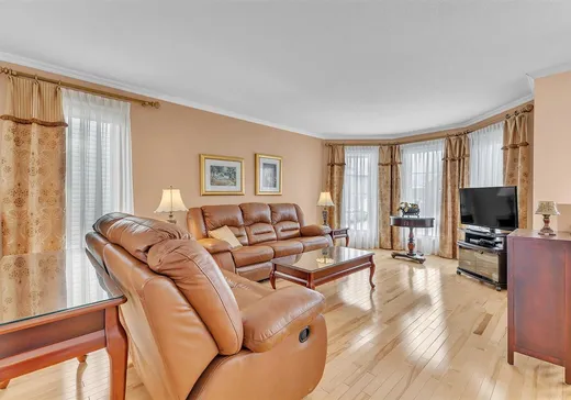 Maison à vendre - 7 Rue des Calabrais, Gatineau, J8R 3R8