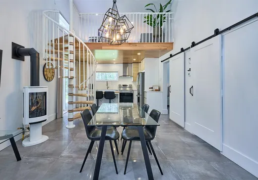 Maison à vendre - 271 Ch. des Bleuets, St-Alexis-Des-Monts, J0K 1V0