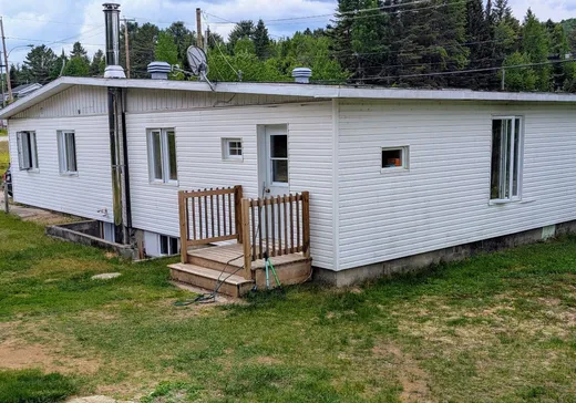 House for sale - 45 Rue Principale O., L'Ascension, J0T 1W0
