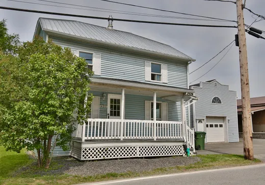 Maison à étages à vendre - 420 Rue St-Pierre, Beloeil, J0H1T0