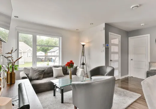 Maison à vendre - 1081 Rue du Cerfeuil, Saint-Lin-Laurentides, J5M 0H2