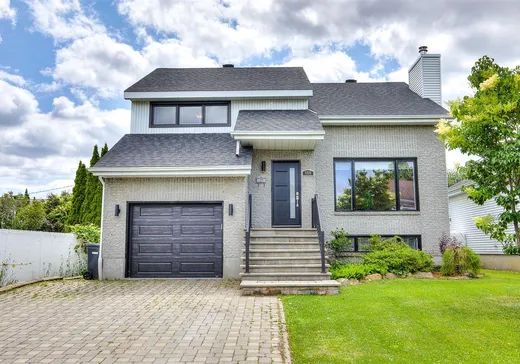 Two or more stories for sale - 956 Rue des Capucines, Laval (Sainte-Dorothee), H7X3K7