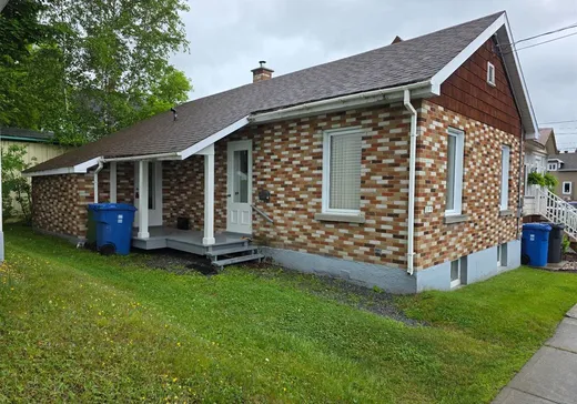 Bungalow à vendre - 315 20e Rue, Saint-Georges, G5Y4R7
