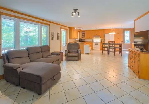 House for sale - 300 Rue Armand-Chainey, Ste-Catherine-De-Hatley, J0B 1W0