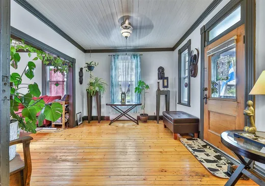 House for sale - 806 Rue Ste-Julie, Massueville, J0G 1K0