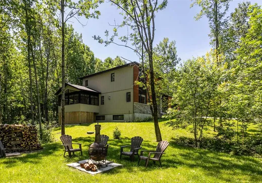 House for sale - 51 Ch. du Théâtre, Eastman, J0E 1P0