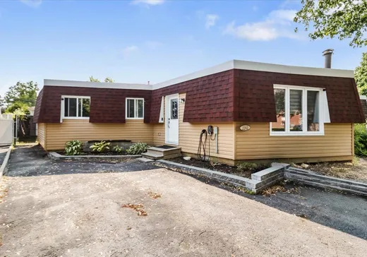Bungalow for sale - 2262 Rue des Alvéoles, Laval (Vimont), H7K2B3