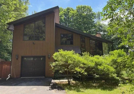 Maison à étages à vendre - 2524 Rue Pommel, Saint-Lazare, J7T2B1