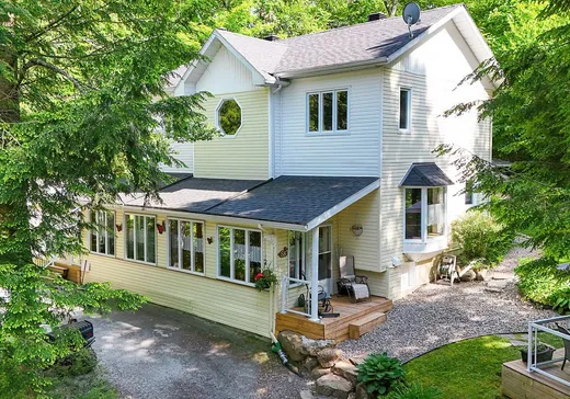 Two or more stories for sale - 58 Ch. Thibault, Val-des-Bois, J0X3C0