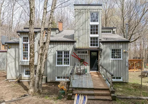 Bungalow à vendre - 84 Rue du Contour, Magog, J1X7E9