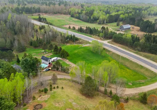 House for sale - 4 Ch. de la Baie, Gracefield, J0X 1W0