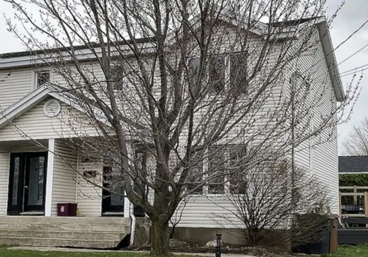 Two or more stories for sale - 86 Boul. de la Bonaventure, Victoriaville, G6T0L8