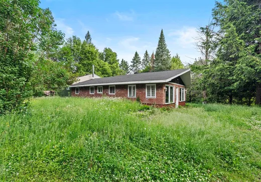House for sale - 165 Ch. du Lac-Valdemars, Brownsburg-Chatham, J8G 1B1