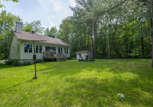 House for sale - 153 Rue Kim, Sainte-Sophie, J5J 0C6