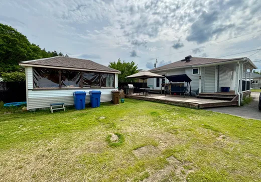 Maison à vendre - 924 Rue Roy, La Tuque, G9X 2W2